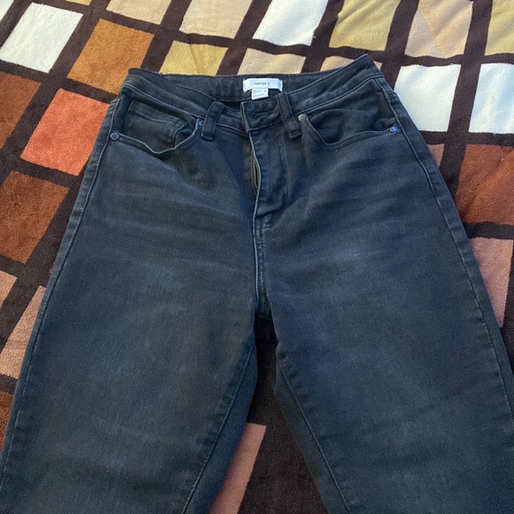 Forever 21 Black Mom Jeans - Picture 1 of 3